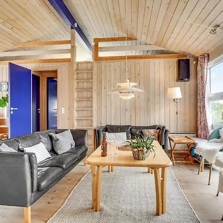 Holiday Home Oster Kjulvej *