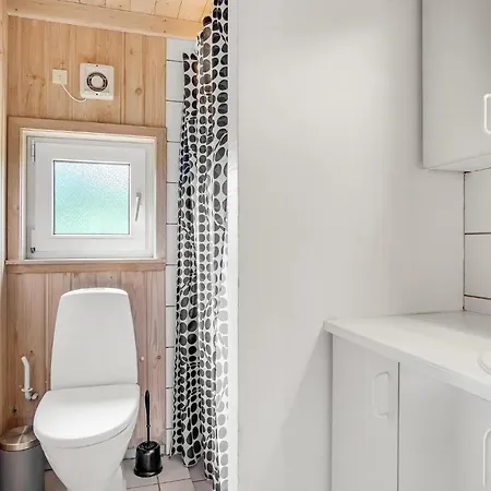 펜션 Holiday Home Oster Kjulvej 히르츠할즈