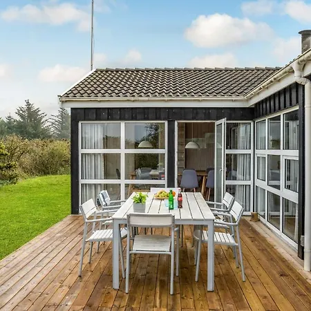 펜션 Holiday Home Oster Kjulvej *