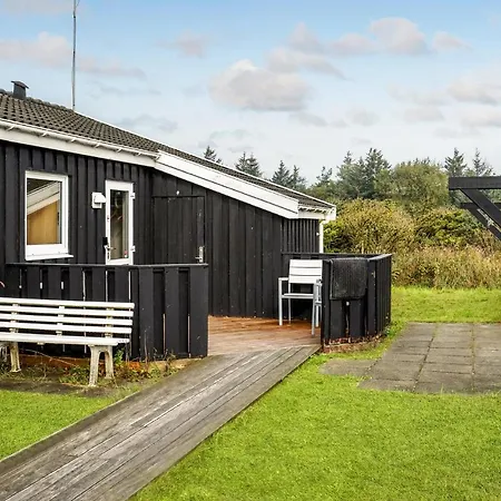 3 Bedroom Lovely Home In Hirtshals 펜션 *