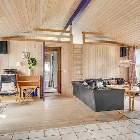 Holiday Home Oster Kjulvej *