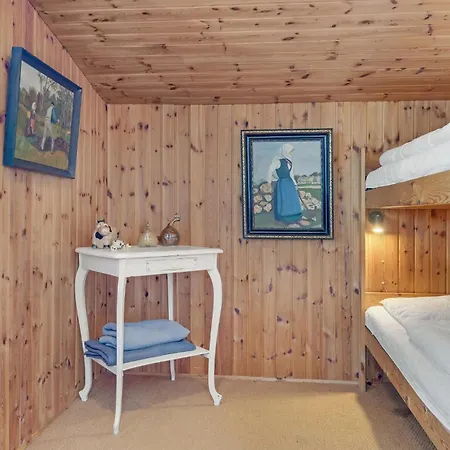 펜션 Holiday Home Oster Kjulvej *