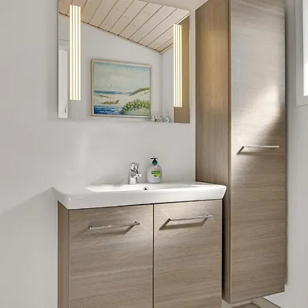 Holiday Home Oster Kjulvej 펜션